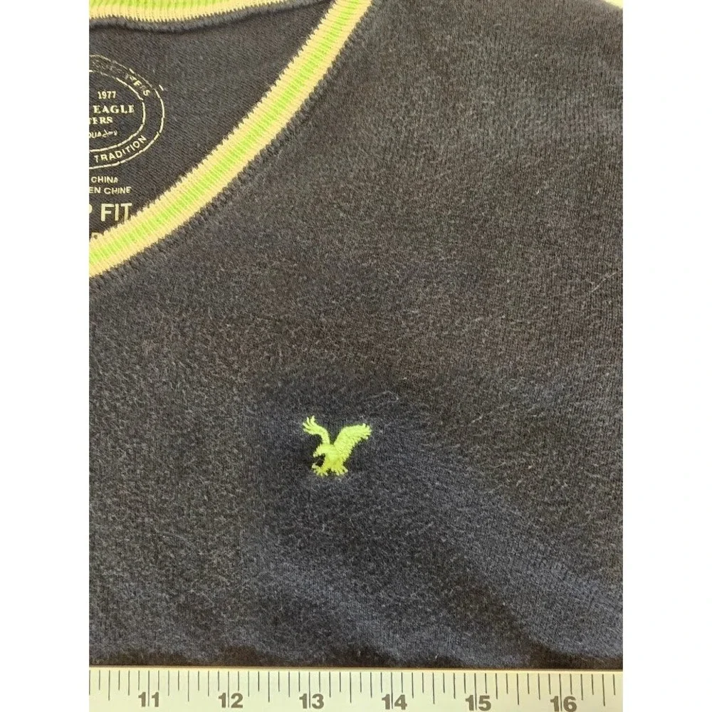 American‎ Eagle Outfitters V-Neck Sweater Prep Fit Pullover Small